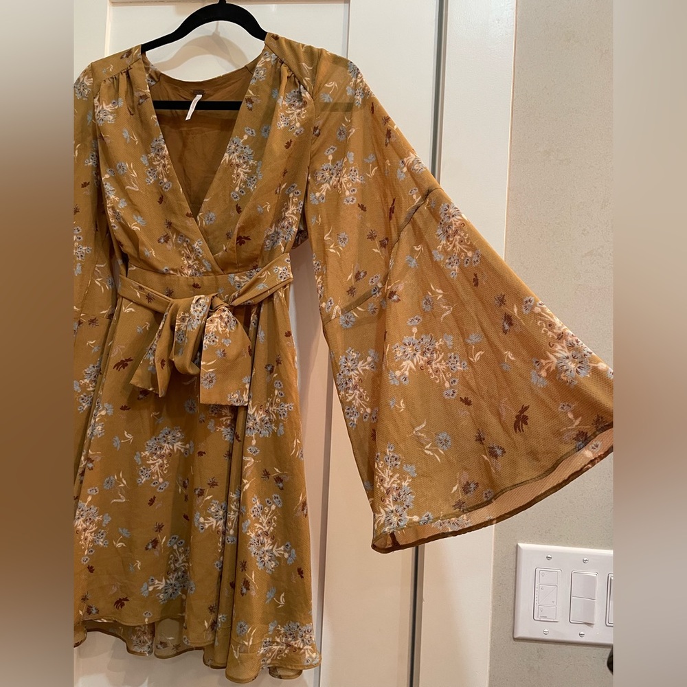 🌼Free People🌼 marigold floral flowy dress